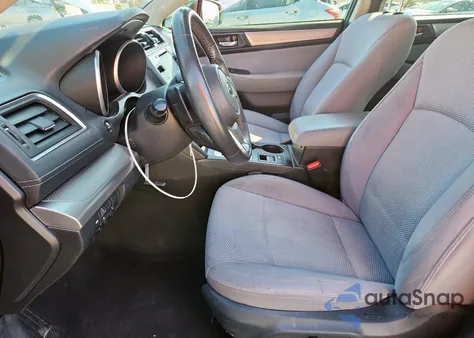 2018 Subaru Legacy 2.5I Premium z USA, uszkodzony, nr VIN 4S3BNAH66J3029771